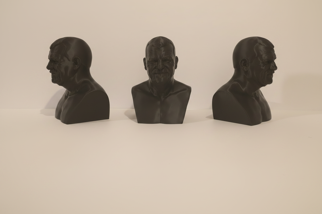 Busts at top of banner